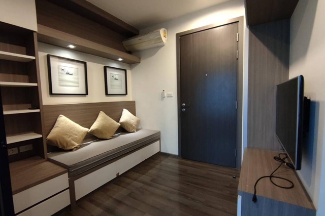 เช่าคอนโด เดอะ เบส พาร์คเวสต์ สุขุมวิท 77 [The Base West Sukhumvit 77] 1 Bed Owner อยากรีบปล่อย