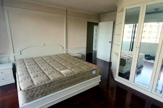 เช่าคอนโด ริชมอนด์ พาเลส [Richmond Palace] 2 Beds เจ้าอยากปล่อยด่วน