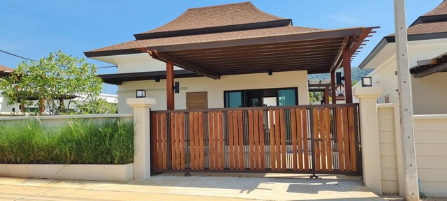 ขาย Pool Villa Hua-Hin เขาเต่า ปราณาธาร เนื้อที่ 102 ตรว. โปรร้อนแรงเพียง 7. 9 ล้านบาท เท่านั้น