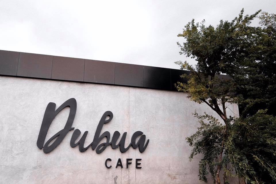 DUBUA CAFE”