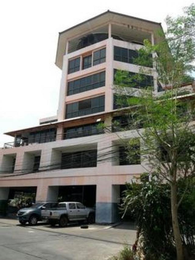 ขายถูกห้องชุดสำนักงาน เนื้อที่100 ตร. ม อาคารศรีวราoffice condo --town in town ติดโรงแรมใจกลาง