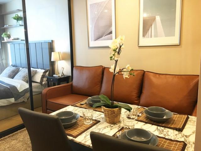 Condo for rent Noble Revolve Silom, Near BTS Surasak, Sathorn, Near Bangkok Christian School