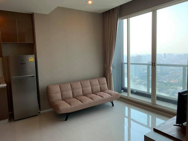 ขายคอนโดหรู แม่น้ำ เรสซิเดนท์ (Menam Residences) ราคาดีมาก 45.5 ตรม. ชั้น 38 