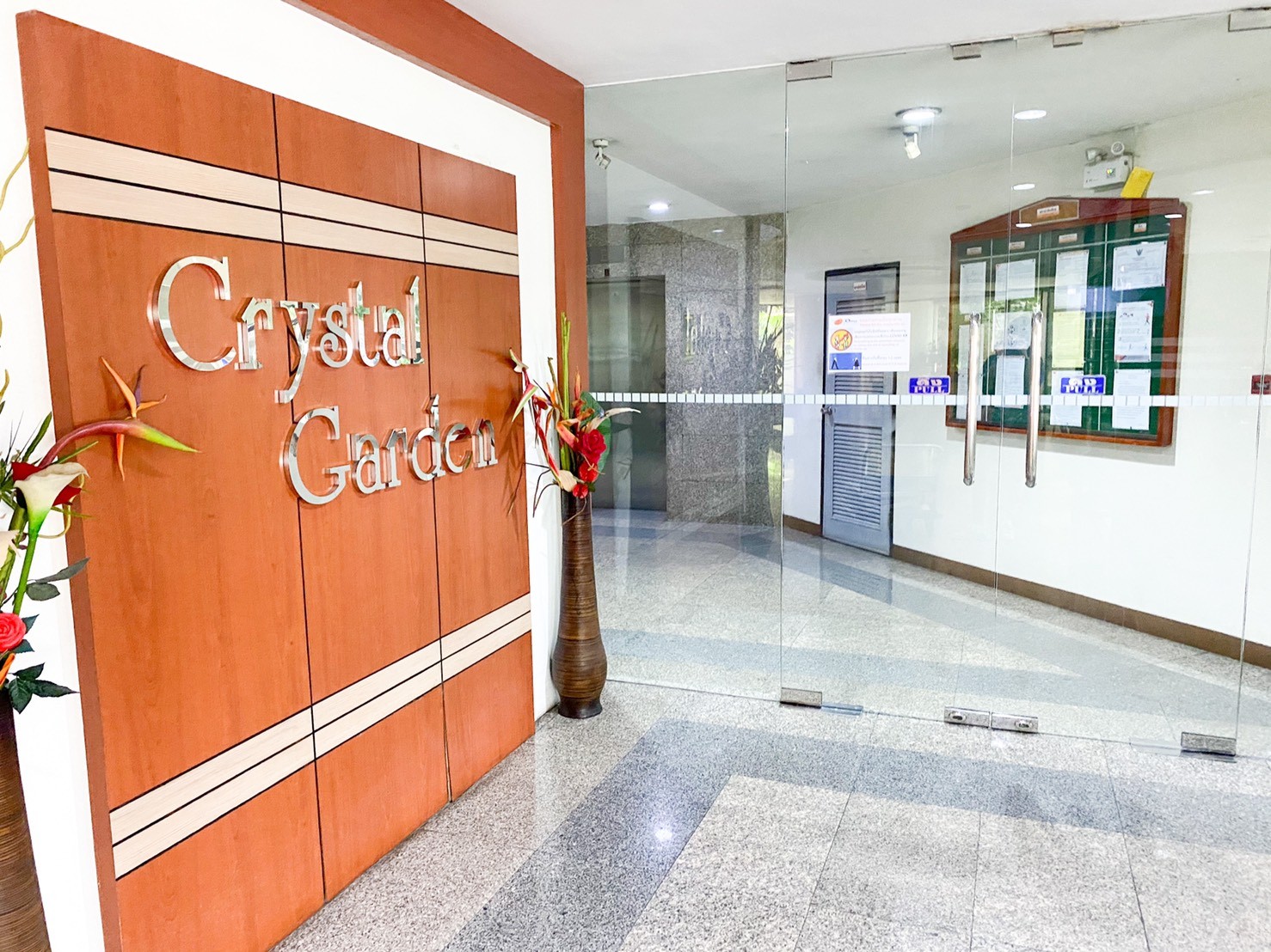 FOR SALE CRYSTAL GARDEN CONDO 2 BEDROOM SUKHUMVIT4 (8,280,000) 